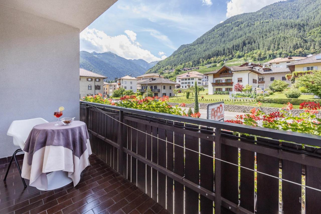 Pippo Hotel Terzolas Екстериор снимка