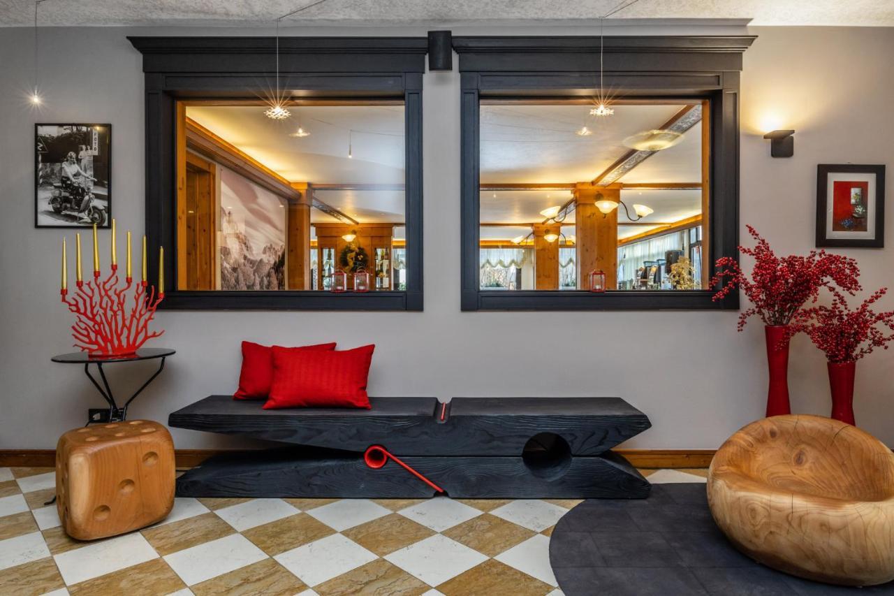 Pippo Hotel Terzolas Екстериор снимка